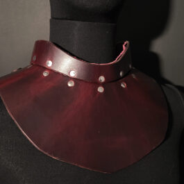 A black mannequin with an Upgraded Handmade Leather Buttstock Cover.