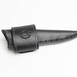 A leather sheath for the benchmade raghorn with a vertical belt loop